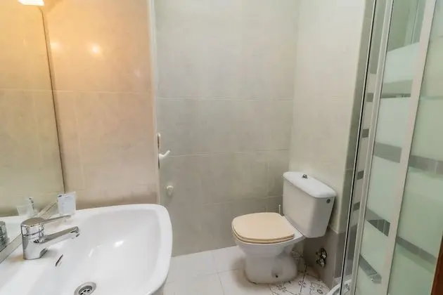 Tek Büyük veya İki Ayrı Yataklı Oda