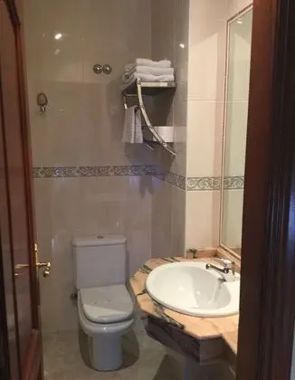 Standard Tek Büyük Yataklı Oda, Banyolu/Duşlu