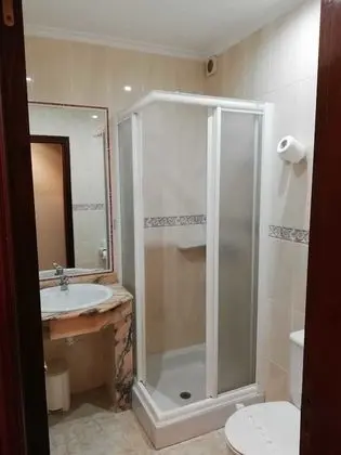 Standard Tek Büyük Yataklı Oda, Banyolu/Duşlu