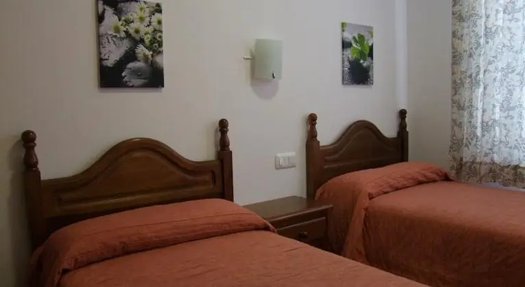 1 Çift Kişilik Veya 2 Tek Kişilik Yatak Standard