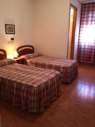 Tek Büyük veya İki Ayrı Yataklı Oda