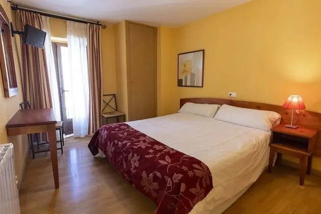 Tek Büyük veya İki Ayrı Yataklı Oda