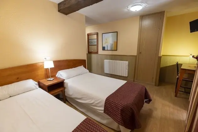 Tek Büyük veya İki Ayrı Yataklı Oda