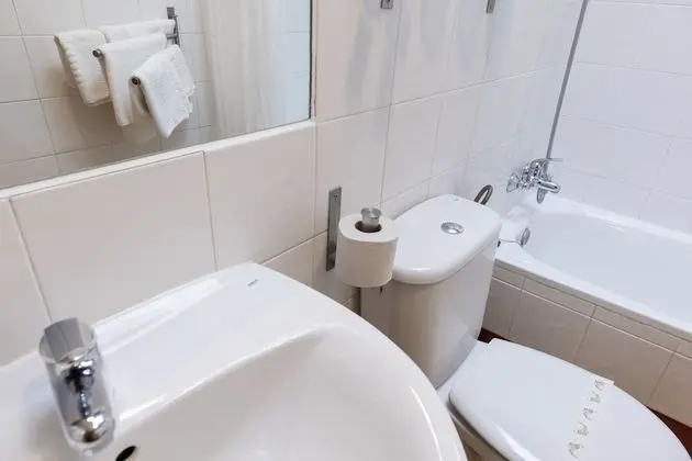 Tek Büyük veya İki Ayrı Yataklı Oda