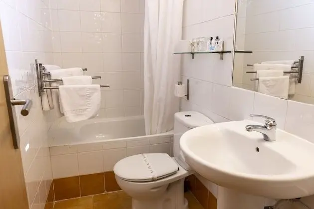 Tek Büyük veya İki Ayrı Yataklı Oda