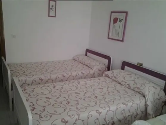 Üç Kişilik Oda, Göl Manzaralı