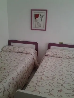 Üç Kişilik Oda, Göl Manzaralı