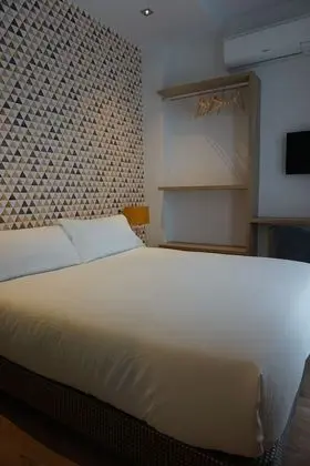 Economy Tek Büyük Yataklı Oda