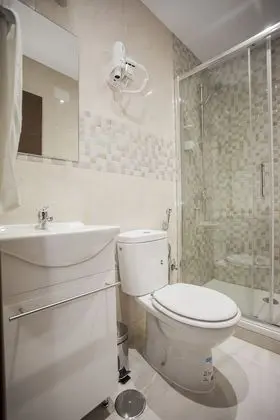 İki Ayrı Yataklı Oda, Özel Banyo