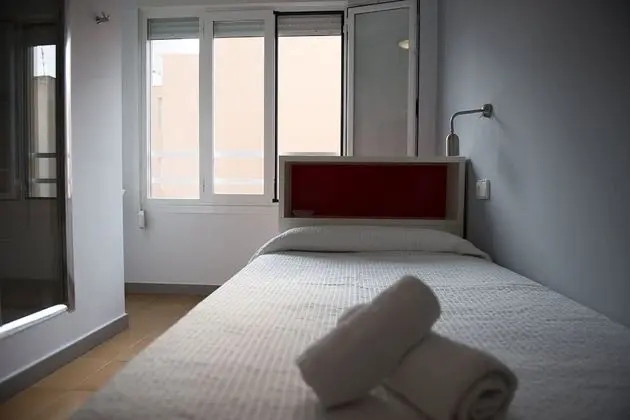 Tek Kişilik Oda, Ortak Banyo