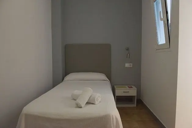 Tek Kişilik Oda, Ortak Banyo