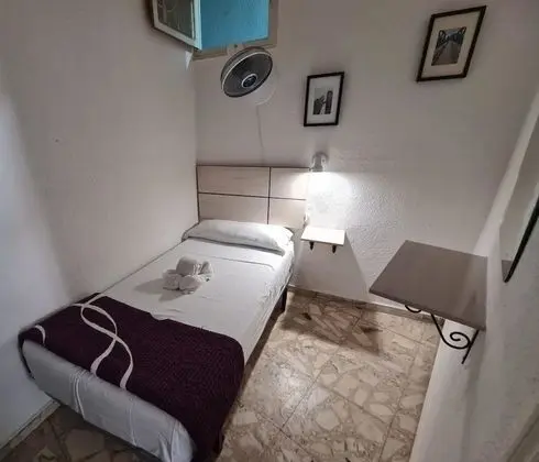 Economy Tek Kişilik Oda, Ortak Banyo