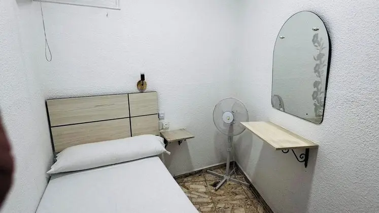 Economy Tek Kişilik Oda, Ortak Banyo