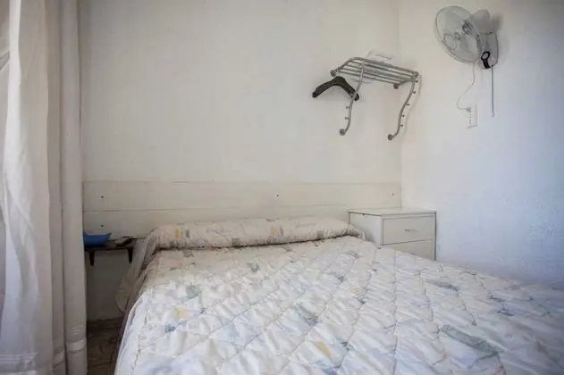 Tek Kişilik Oda, Ortak Banyo