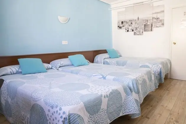 Tek Büyük Yataklı Oda (with extra bed)