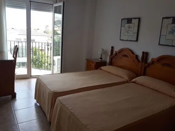 Tek Büyük Yataklı Oda, Balkon