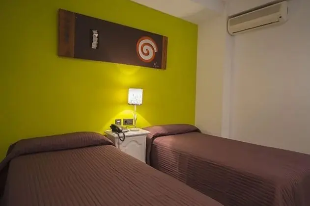 Tek Büyük veya İki Ayrı Yataklı Oda