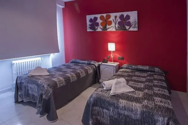 Tek Büyük veya İki Ayrı Yataklı Oda