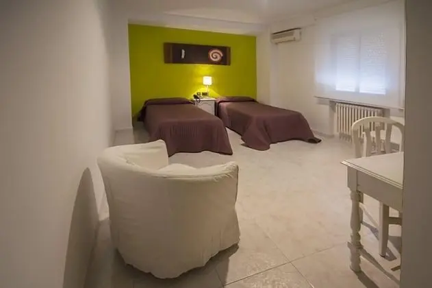 Tek Büyük veya İki Ayrı Yataklı Oda