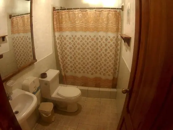 Deluxe Tek Büyük Yataklı Oda, Kısmi Deniz Manzaralı