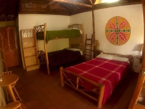 Deluxe Tek Büyük Yataklı Oda, Kısmi Deniz Manzaralı