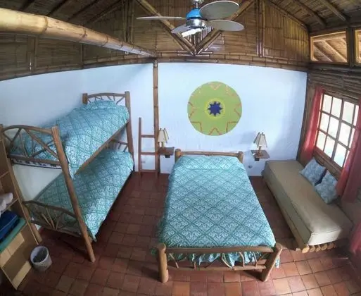 Deluxe Tek Büyük Yataklı Oda, Kısmi Deniz Manzaralı