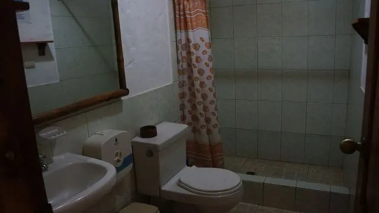 Deluxe Tek Büyük Yataklı Oda, Kısmi Deniz Manzaralı