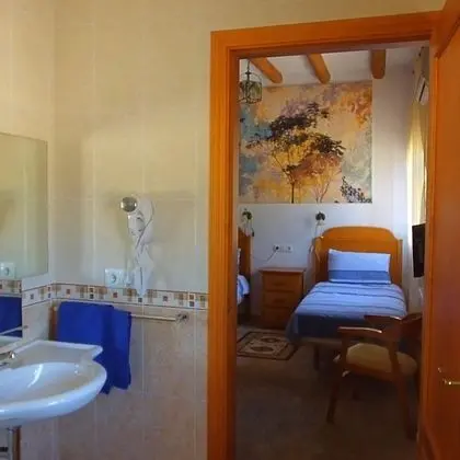 Comfort İki Ayrı Yataklı Oda, Engellilere Uygun, Sigara İçilmez (5)