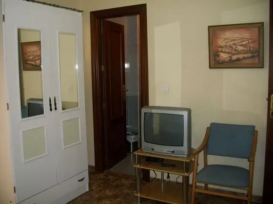 1 Çift Kişilik Veya 2 Tek Kişilik Yatak Standard