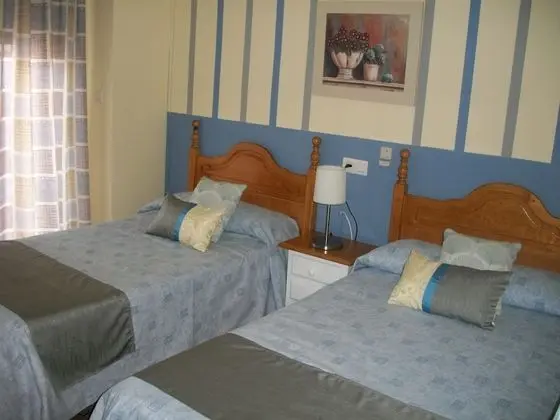 Tek Büyük veya İki Ayrı Yataklı Oda