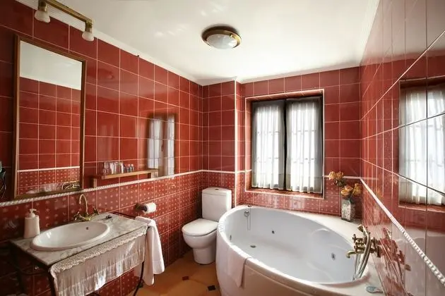 Tek Büyük Yataklı Oda, Jakuzi