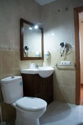 Tek Büyük veya İki Ayrı Yataklı Oda