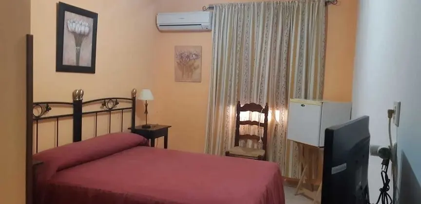 Tek Büyük Yataklı Oda