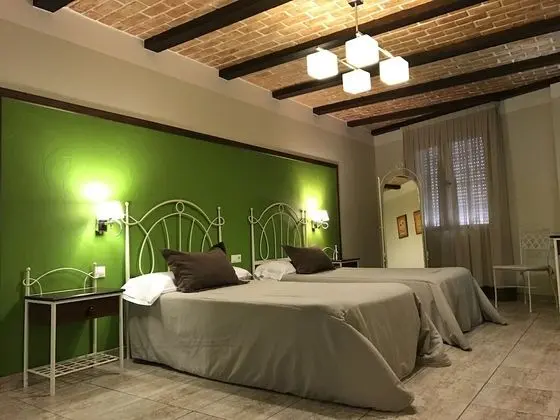 Tek Büyük Yataklı Oda