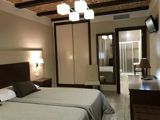 Tek Büyük Yataklı Oda