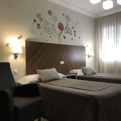 Tek Büyük Yataklı Oda