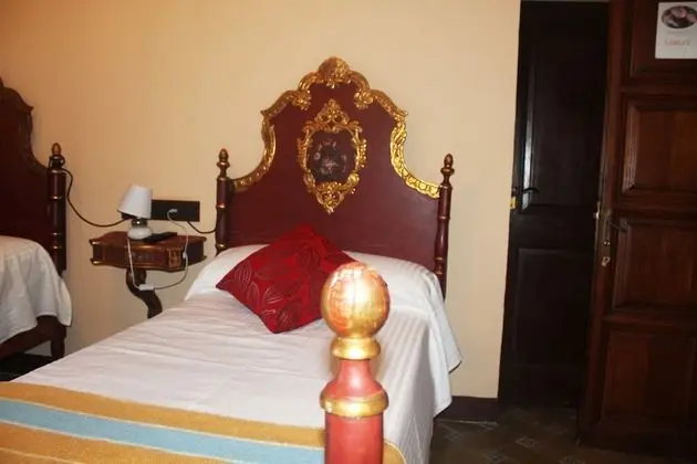 İki Ayrı Yataklı Oda (Carlet)