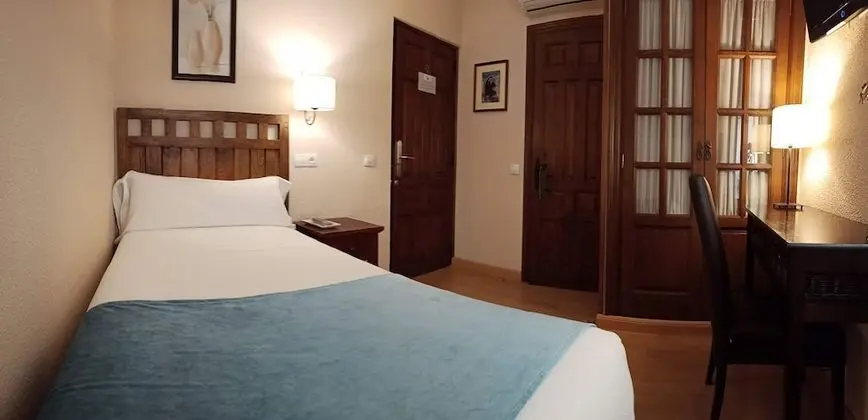 Standard Tek Kişilik Oda