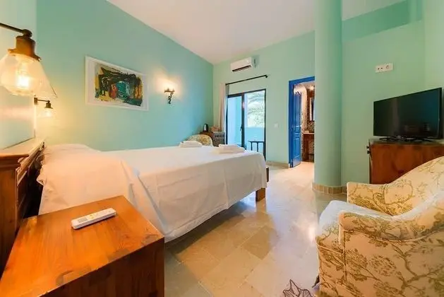 Tek Büyük Yataklı Oda, Balkon