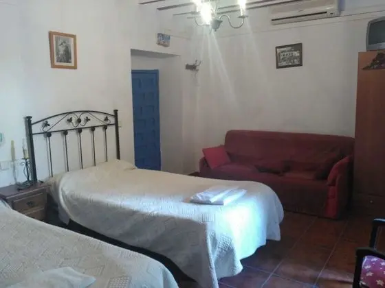 Tek Büyük veya İki Ayrı Yataklı Oda