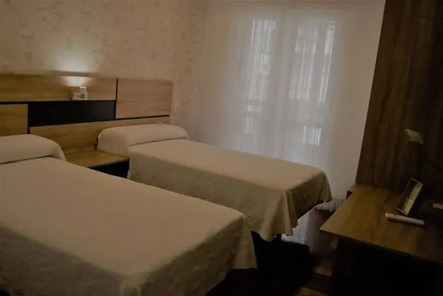 Tek Büyük veya İki Ayrı Yataklı Oda