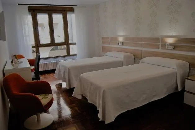 Tek Büyük veya İki Ayrı Yataklı Oda