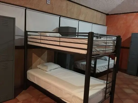Ortak Ranzalı Oda, Birden Çok Yatak