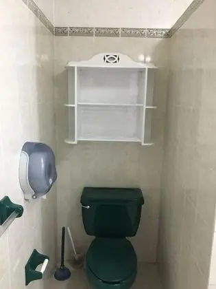 Ortak Ranzalı Oda, Birden Çok Yatak, Ortak Banyo