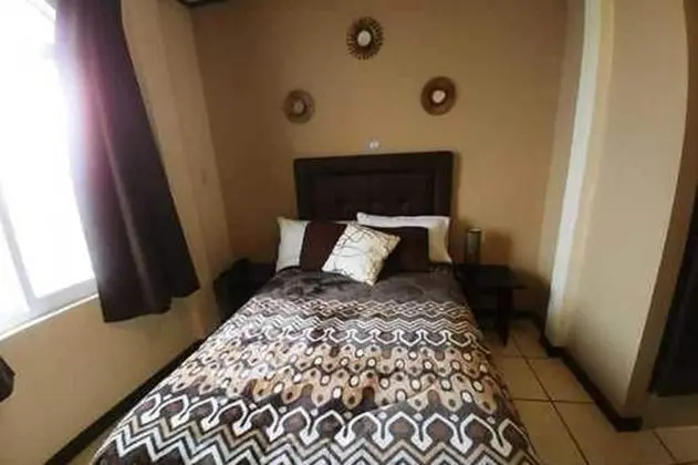 Standard Büyük Yataklı Tek Kişilik Oda, 1 Çift Kişilik Yatak, Sigara İçilmez