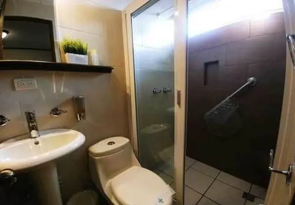 Standard Büyük Yataklı Tek Kişilik Oda, 1 Çift Kişilik Yatak, Sigara İçilmez