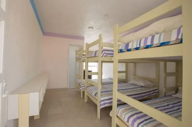Ortak Ranzalı Oda (Habitación Cielo)