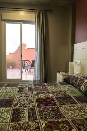 Tek Büyük veya İki Ayrı Yataklı Oda