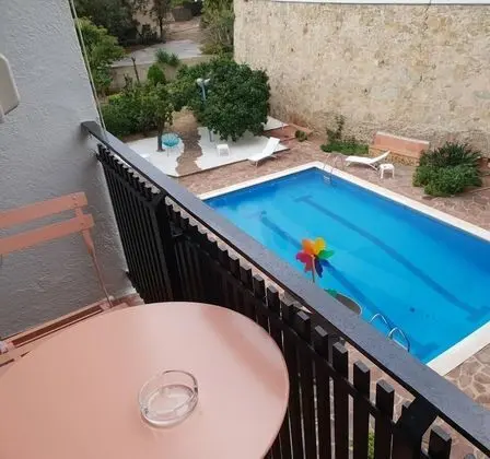 İki Ayrı Yataklı Oda, Teras