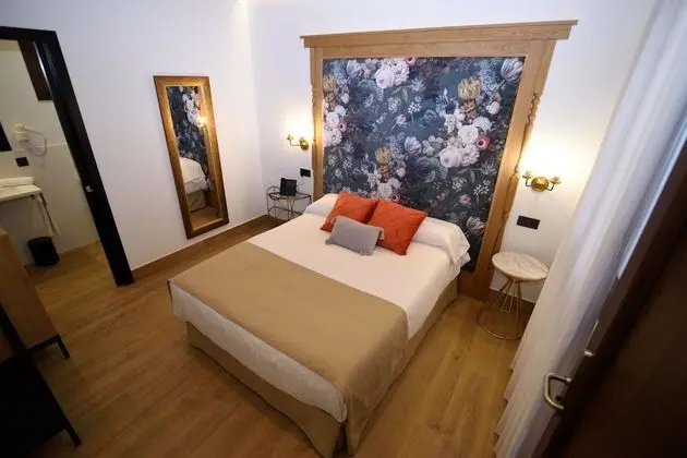 Basic Tek Büyük Yataklı Oda